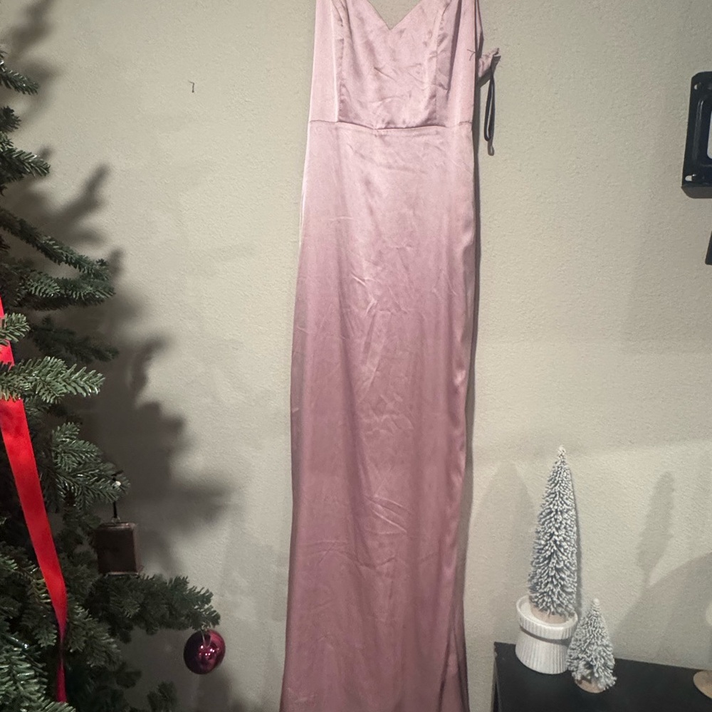 Missguided+ Blush Maxi Dress